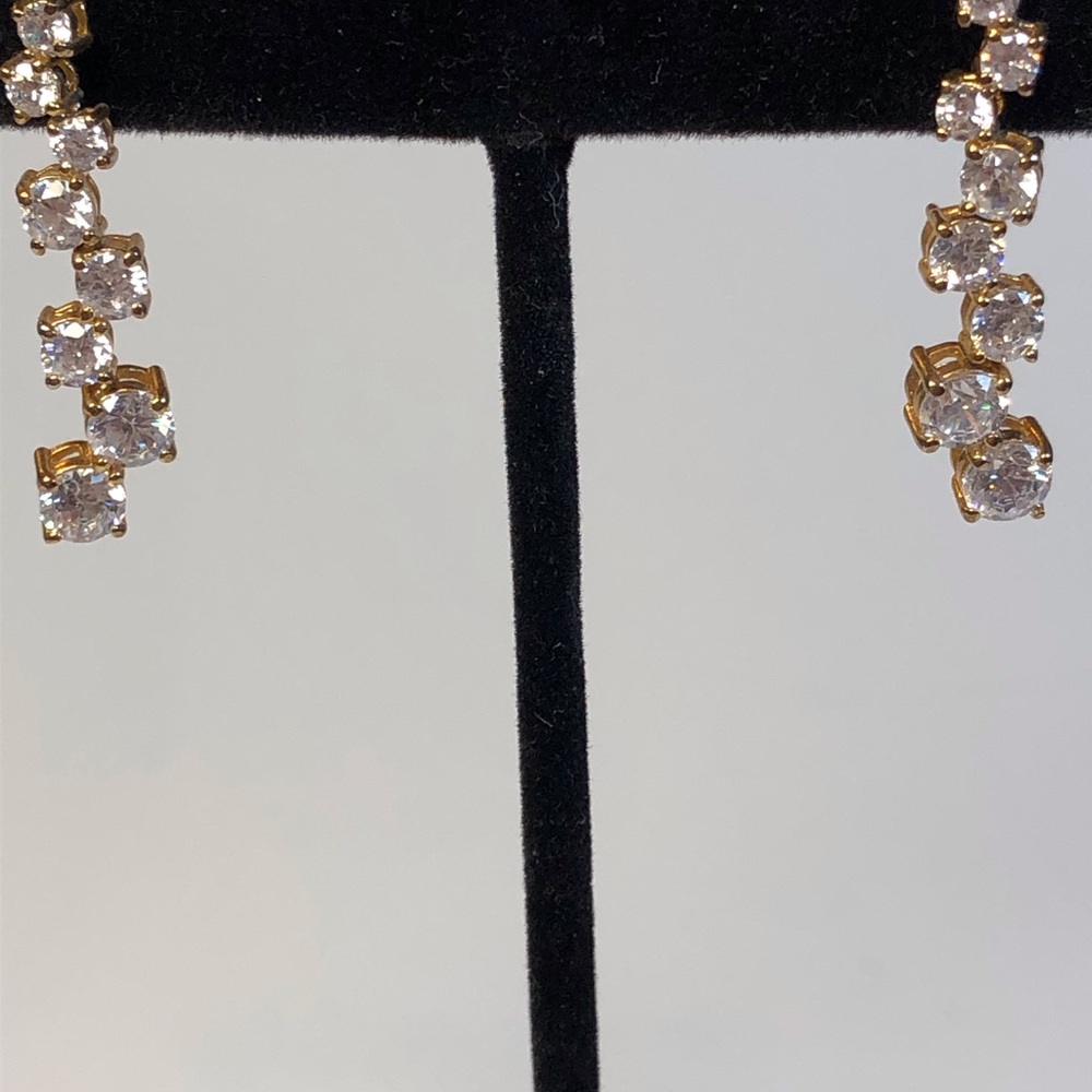 Elegant Rhinestone and Gold Tone Drop Earrings - Picture 3 of 10